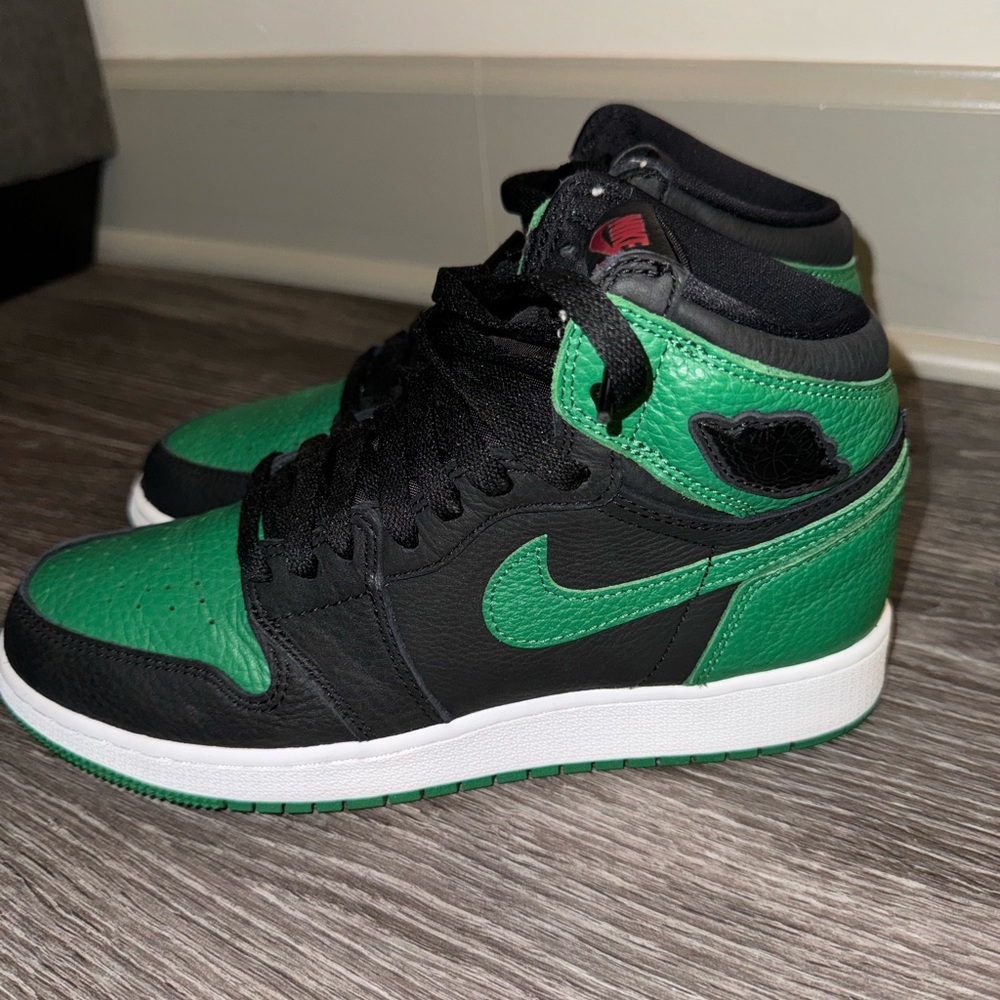 Pine Green 2.0 Jordan 1